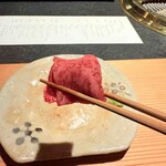 日本焼肉はせ川 別亭 - 神戸牛サーロイン刺身２