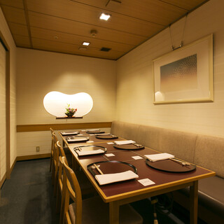 最大10名様まで
                                          ※個室料要