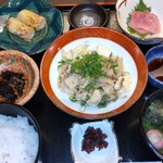 瀬戸内味覚処 芸州 本店 - おまかせ定食