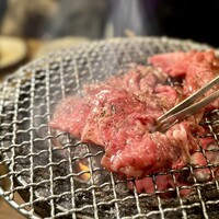 炭火焼肉ホルモン うしごろ 中目黒店 - ワイルドに豪快に焼いて焼いてセニョリータ！