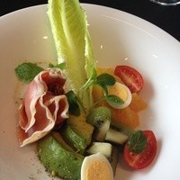 THE COSMOPOLITAN GRILL BAR TERRACE - ザコスモポリタン