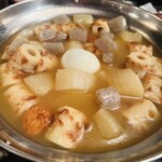 【個室完備】旬香 - 卵が１個だけ、主にちくわ、大根、こんにゃく、少しの練り物のおでん。コレをたいらげるのに必死=͟͟͞͞(ಠ益ಠ=͟͟͞͞(ಠ益ಠ=͟͟͞͞(ಠ益ಠ)