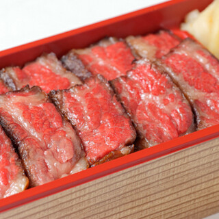 お店の味をお家で堪能！テイクアウトメニューは要事前予約