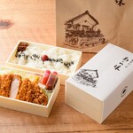 鎌倉かつ亭 あら珠 総本店 - 