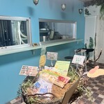 DOLPHIN'S BEER GARDEN - 