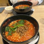 想吃担担面 エスカ店 - 