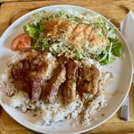 Cafe倫敦館 - 料理写真:ポークソテーとバターライス