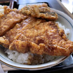 こはら - とり天のお肉は胸肉でしょう。