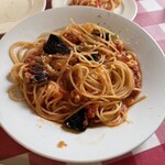 グランピアット 山手通店 - トマトベース　ナスとモッツァレラ