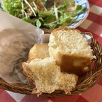 グランピアット 山手通店 - にんにくパン