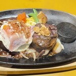 Ｇ.Ｇ.C. - G.G.Cミックスセット¥3,938
GGCハンバーグ(180g)GGCステーキ(180g)