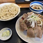 駕籠休み - 肉汁うどん(小盛)&ナイアガラ(豚丼)