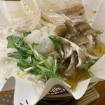 高峰温泉 - みぞれ鍋、沸騰中