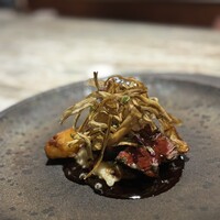 肉割烹 SHUN - 黒毛和牛に紫蘇！アクセント効いてる