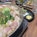 炉端とホルモンと串焼きとおでん とっとっと 梅田お初天神店 - 