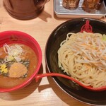 三田製麺所 歌舞伎町店 - 特濃つけ麺　野菜トッピング