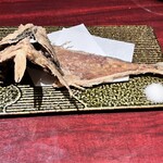 産直さばと青魚 伏見あおい - 生け簀あじをカリッカリに揚げてもらいました。