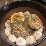横須賀夜市 - 燻製タマゴのポテトサラダ