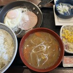 吉野家 - ハムエッグ納豆定食✨