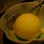 豆家別邸しびかま - ゆずシャーベット。これは意外に普通かも。