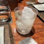 江戸前晋作 - 麦焼酎のソーダ割り
