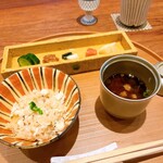 旬彩天 つちや - ご飯とお味噌汁、香の物