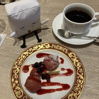 ゴドノフ東京 丸ビル店 - 