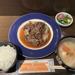 ヌーベル クアトロ - 