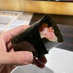 鮨 やまけん - "のりの舞"ウニとマグロのこぼれ巻き。美味し。