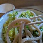 いこい - 接写　よく見ると麺の中に星が入ってるんですよね　全粒粉もしくは全粒粉配合と思われます