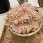かつお食堂 - 手削り鰹節ご飯（ごはん大）