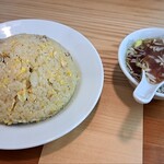 ゆたか屋 - このスープもさっぱりしていて美味しいですよ