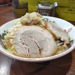ラーメン 豚んち - 料理写真:
