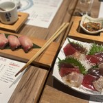 虎連坊 - ブリの塩叩き寿司と甘醤油お造り