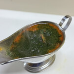 かれーの店 うどん  - オイスターオーシャン（1月限定プレミアムかれー）、ご飯大盛り、チーズ、スパイシーひき肉、焼とまと