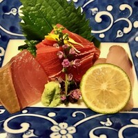 個室処 稲田屋はなれ 八重洲店 - 造里　厳選お造り三種盛り合わせ