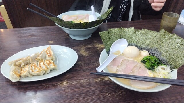 Yokohama Iekei Ramen Konshinya Oosakashinaniku Namba Ten