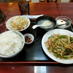 香客来 - 青椒肉絲定食¥880
