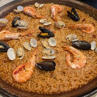 anchoa - 魚介のパエリア（２人分ではなく、この日魚介を選んだ方の分、多分・・６名分くらいかと）