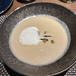 NIPPONIA HOTEL 大洲 城下町 - ごぼうのポタージュ。美味しい。