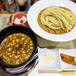 ぶた斬り 以蔵 - 新・豚つけ麺(税込￥1000)