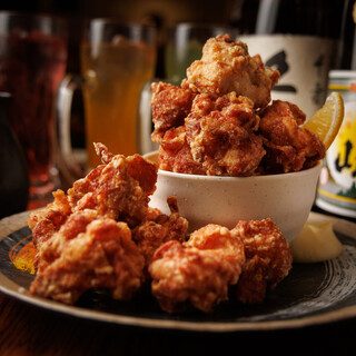 《名物》標高30cm!?名物『バカ盛り』で大満足間違いなし◎