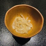 神田錦町 鮨たか晴 - 白魚（桑名）