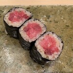 神田錦町 鮨たか晴 - 鉄火巻き