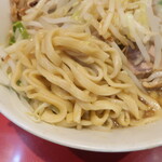 ラーメン二郎 - 麺
