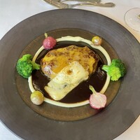 サドヤレストラン レアル・ドール - メインのハンバーグ