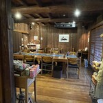 楽風 - ちょっと薄暗い落ち着く喫茶店空間