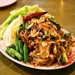 カオマンガイ - 2014.6 ラープムー（880円）挽肉のハーブサラダ