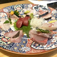 博多海鮮 和たつ美 博多本店 - お造りの盛り合わせ