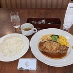 ロイヤルホスト - 